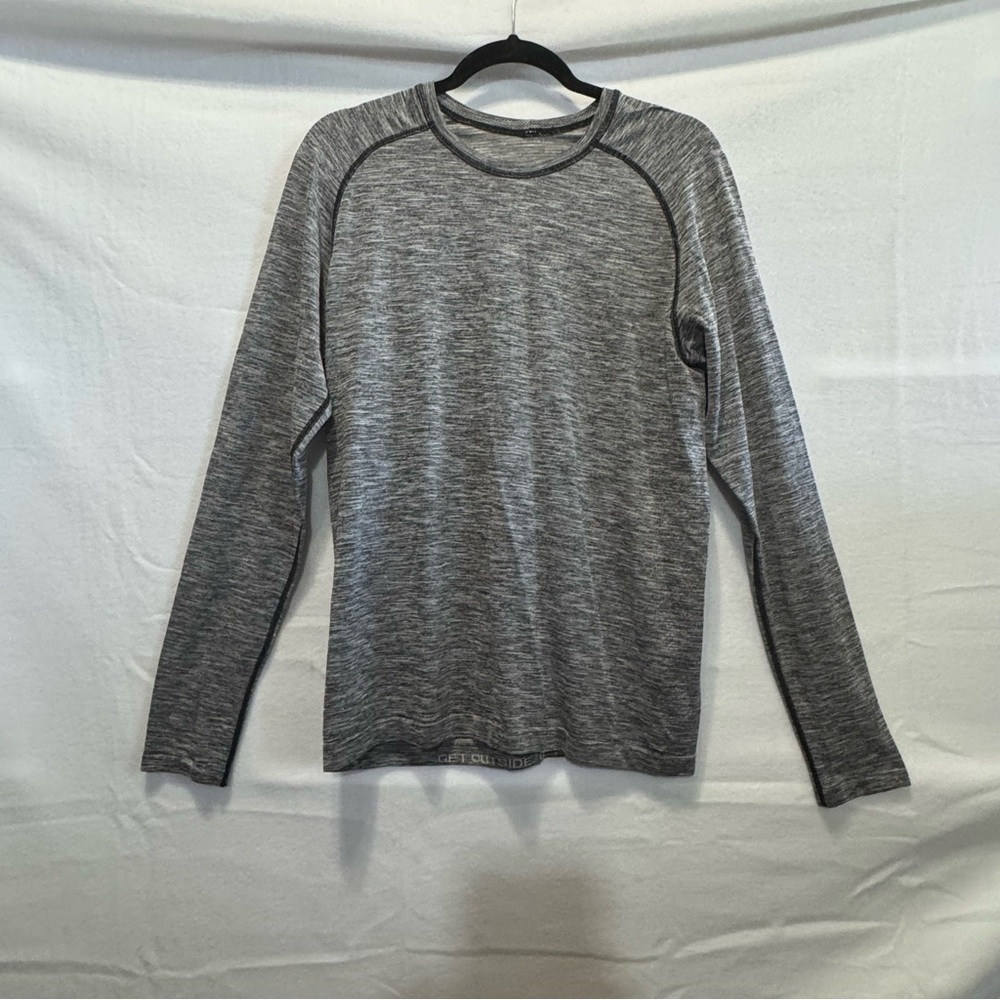 Lululemon Metal Vent Tech Heather Gray Men's M Long Sleeve Top Performance Gym